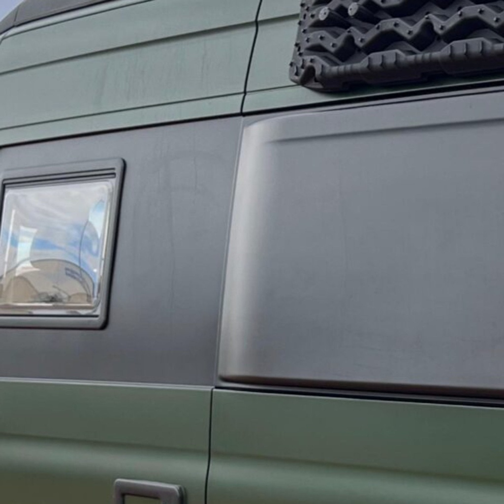 Atek pod — passenger-side rear (right)